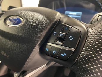 Ford Puma 1.0 Turbo EcoBoost Hybrid (155PS) mHEV 6 spd ST-Line Vignale 5dr