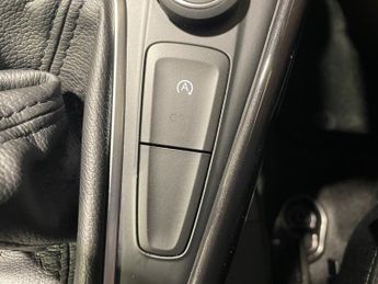 Ford Focus 1.0 Turbo EcoBoost (125PS) 6 spd Titanium 5dr.