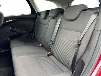 Ford Focus Estate Titanium 1.0 125PS Auto