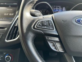 Ford Focus Estate Titanium 1.0 125PS Auto