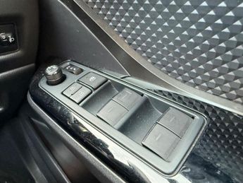 Toyota CHR 1.8 VVT-h Design CVT Euro 6 (s/s) 5dr