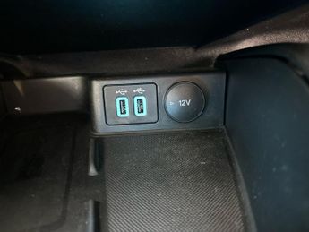 Ford Kuga 5Dr Titanium Edition 1.5 Tdci 120PS 2WD Auto