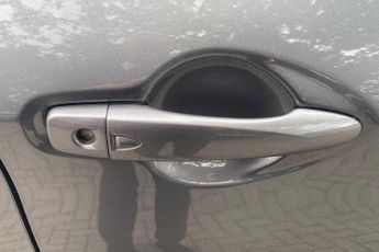 Nissan Qashqai 1.3 DiG-T 160 N-Connecta 5dr DCT