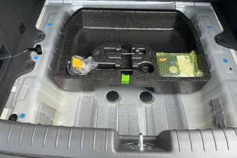 Hyundai Ioniq 1.6 GDi Hybrid Premium SE 5dr DCT