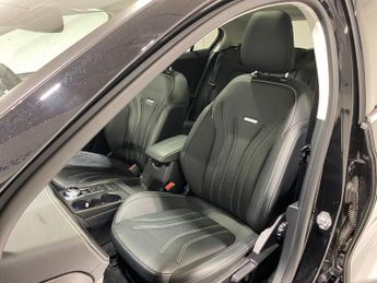 Ford Focus Vignale 1.0 Turbo EcoBoost (125PS) 8 spd Automatic VIGNALE 5dr.