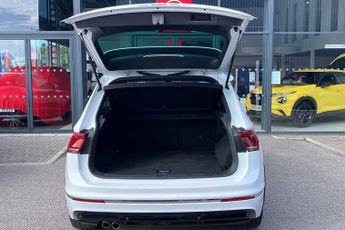 Volkswagen Tiguan 2.0 TDi 150 4Motion R-Line 5dr DSG