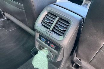 Volkswagen Tiguan 2.0 TDi 150 4Motion R-Line 5dr DSG