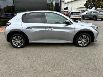 Peugeot 208 50kWh Allure Premium Auto 5dr (7kW Charger)
