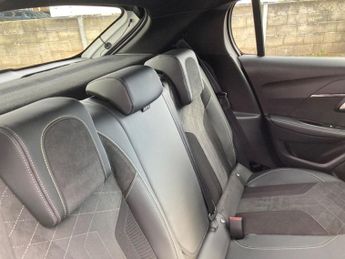 Peugeot 208 50kWh GT Premium Auto 5dr