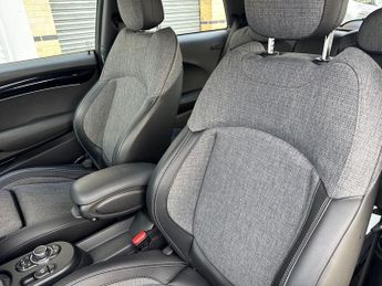 MINI HATCHBACK Cooper S 3Dr Level 2 135kW 33kWh Auto