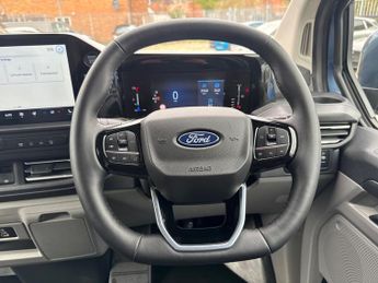 Ford Transit Custom 280 SWB 2.0 Tdci Limited 136PS Auto