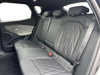 Ford Capri 5Dr Premium Extended Range 2WD Auto