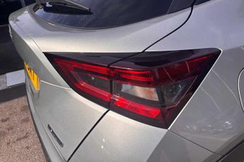 Nissan Juke 1.6 Hybrid Tekna 5dr Auto