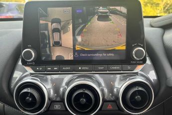 Nissan Juke 1.6 Hybrid Tekna 5dr Auto