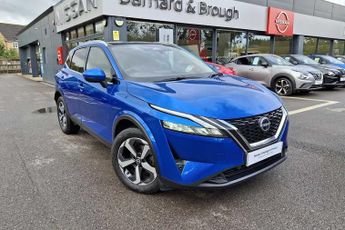 Nissan Qashqai 1.3 DiG-T MH 158 N-Connecta 5dr Xtronic with Glass Roof