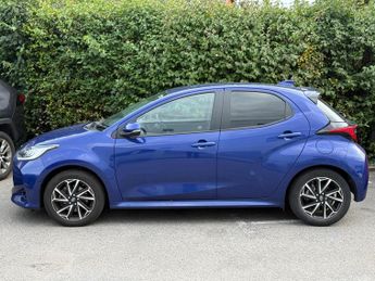 Toyota Yaris 1.5 VVT-h Design E-CVT Euro 6 (s/s) 5dr