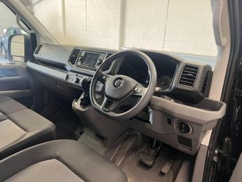 Volkswagen Crafter 2.0 TDI CR35 Commerce Plus Auto FWD MWB High Roof Euro 6 (s/s) 5