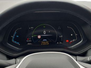 Renault Clio 1.6 E-TECH Hybrid 140 Lutecia SE 5dr Auto