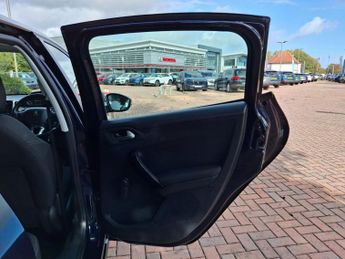 Peugeot 208 1.2 PureTech Active ETG Euro 6 (s/s) 5dr