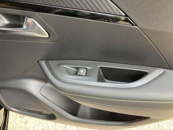 Peugeot 2008 50kWh GT Auto 5dr (7kW Charger)
