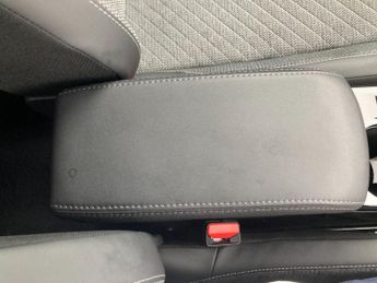 Peugeot 2008 1.2 PureTech Allure EAT Euro 6 (s/s) 5dr