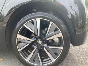 Peugeot 208 1.2 PureTech GT EAT Euro 6 (s/s) 5dr
