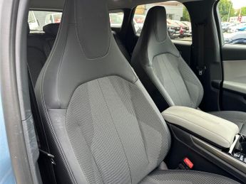 Ford Explorer 5Dr Select Extended Range 2WD Auto