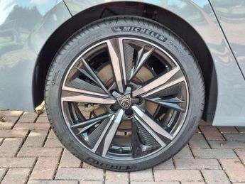 Peugeot 308 1.6 12.4kWh GT e-EAT Euro 6 (s/s) 5dr