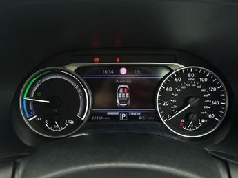 Nissan Juke 1.6 Hybrid Tekna 5dr Auto