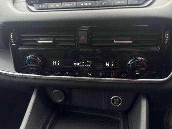 Nissan Qashqai 1.3 DiG-T MH 158 Acenta Premium 5dr Xtronic