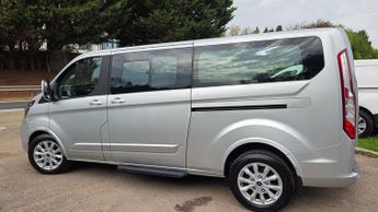 Ford Tourneo Custom 2.0 EcoBlue 130ps L/R 9 Seater Titanium Auto