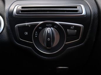 Mercedes-Benz C Class C220d Sport 4dr 9G-Tronic