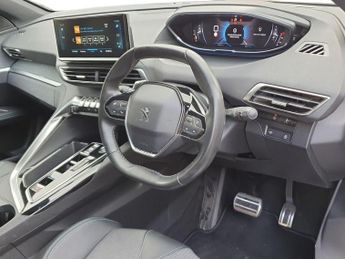 Peugeot 3008 1.2 PureTech Allure Premium+ 5dr EAT8