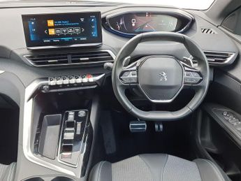 Peugeot 3008 1.2 PureTech Allure Premium+ 5dr EAT8