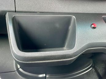 Mercedes-Benz Sprinter 317 CDI 170 L2H2 PROGRESSIVE 9G-TRONIC MWB HIGH ROOF RWD AUTO  (