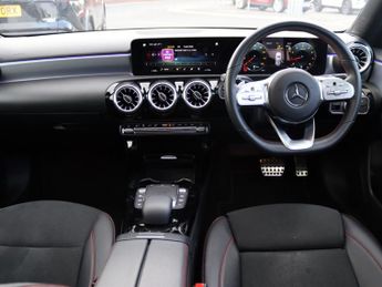 Mercedes-Benz A Class A180 AMG Line Premium Plus Night Edition 5dr Auto