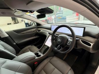 MG Im5 300kW Long Range 100kWh 5dr Auto