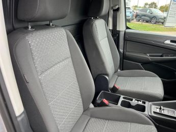 Ford Transit Connect 250 LWB 1.5 Limited 150PS PHEV Auto