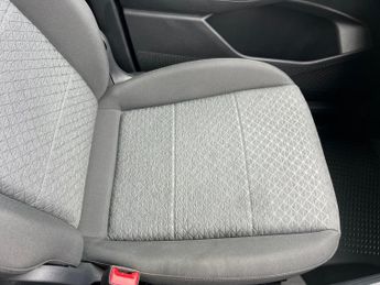 Ford Transit Connect 250 LWB 1.5 Limited 150PS PHEV Auto