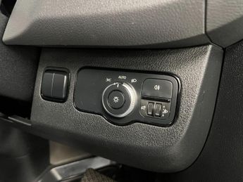 Mercedes-Benz Sprinter 2.0 315 CDI Progressive Chassis Cab 2dr Diesel G-Tronic FWD L2 E