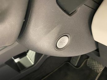 Ford Explorer 77kWh (286PS) EV Automatic PREMIUM Extended Range 5dr**Drivers A