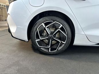 Byd Seal 4Dr Design 230kW 83kWh Auto