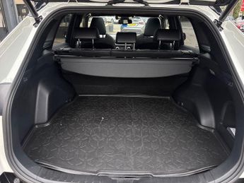 Toyota RAV4 2.5 VVT-i Hybrid Dynamic 5dr CVT