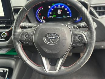 Toyota Corolla 2.0 VVT-i Hybrid GR Sport 5dr CVT