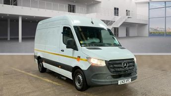 Mercedes-Benz Sprinter 317 CDI 170 L2H2 PROGRESSIVE 9G-TRONIC MWB HIGH ROOF RWD AUTO