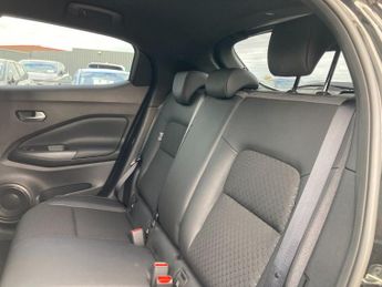 Nissan Juke 1.6 Hybrid N-Connecta 5dr Auto
