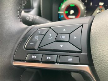 Nissan Juke 1.6 Hybrid N-Connecta 5dr Auto
