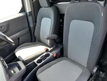 Ford Transit Courier Trend 43kWh 136PS Auto