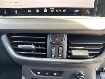 Ford Transit Courier Trend 43kWh 136PS Auto