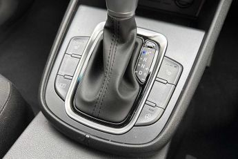 Hyundai Kona 1.6 GDi Hybrid Premium 5dr DCT